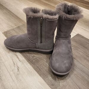 100% LAMBSKIN Ugg Like BOOTS